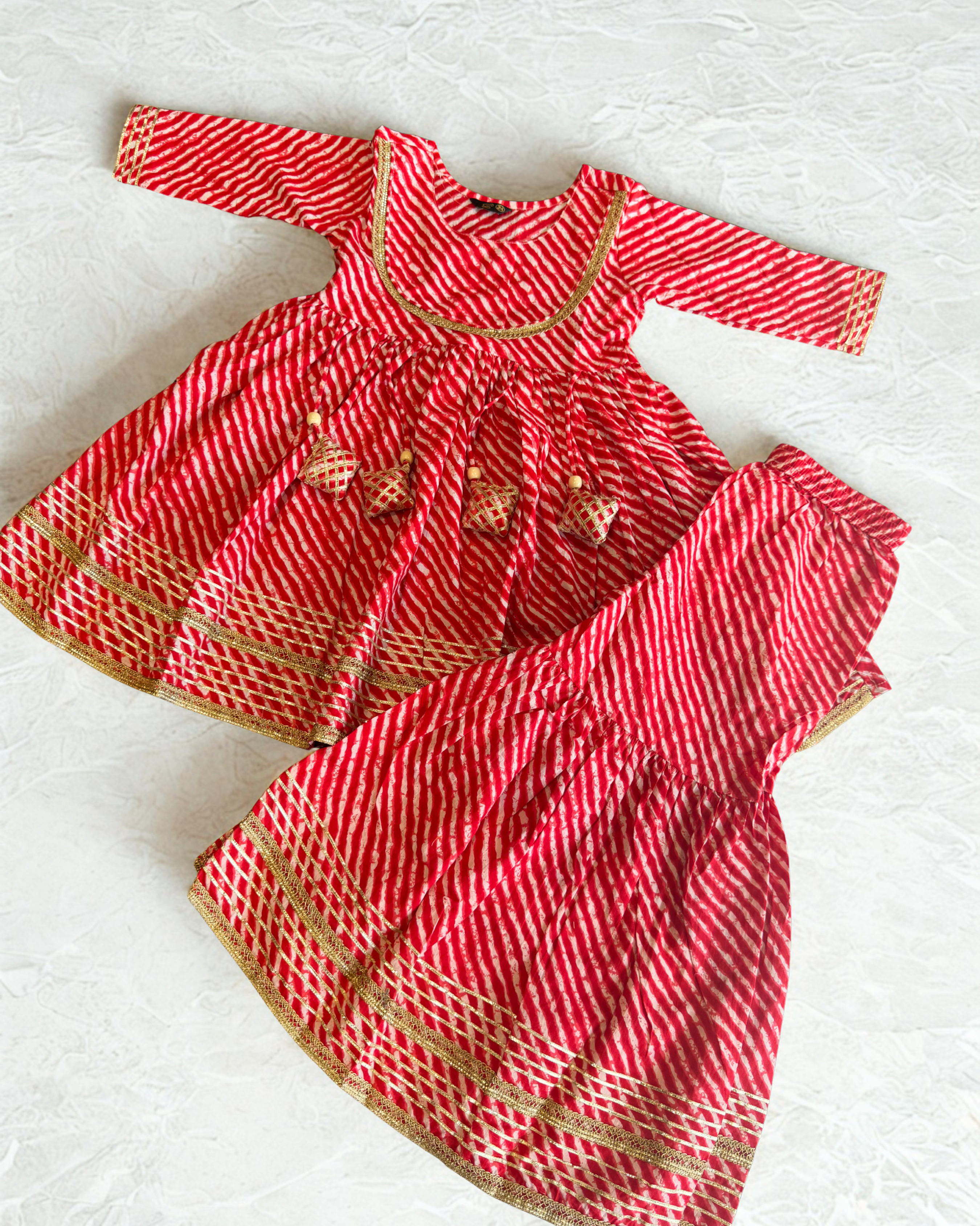 Mini Maharani Leheriya Garaara set Red