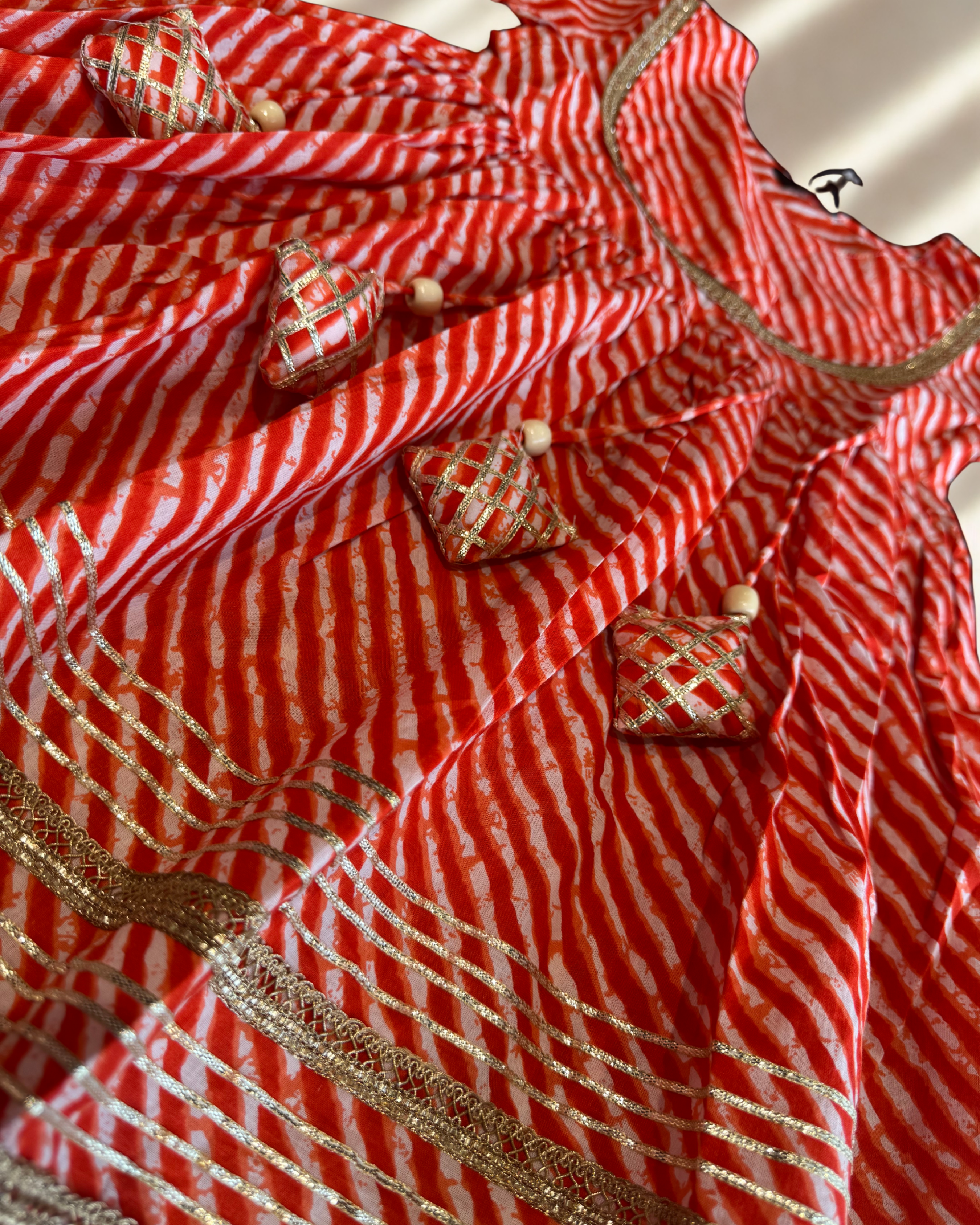 Mini Maharani Leheriya Garaara set Red