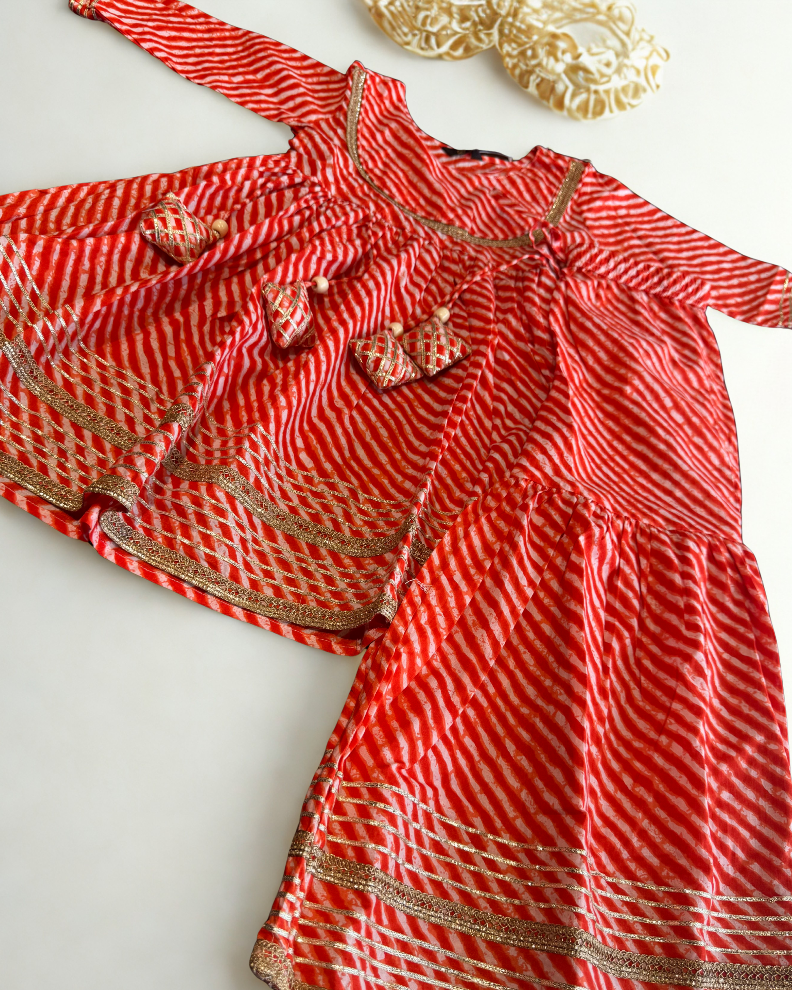 Mini Maharani Leheriya Garaara set Red